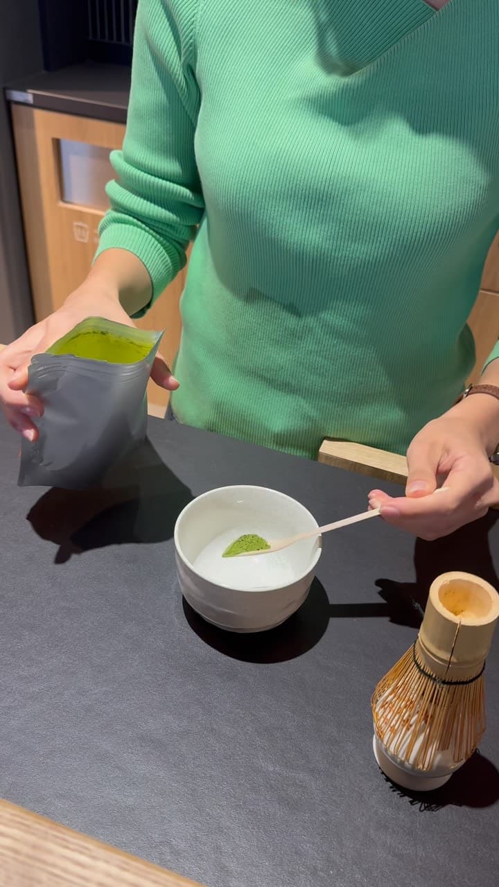 Did you know matcha contains both caffeine and L-theanine?